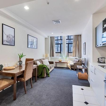 Urban Deco Apartment On Queen Street Auckland Zewnętrze zdjęcie