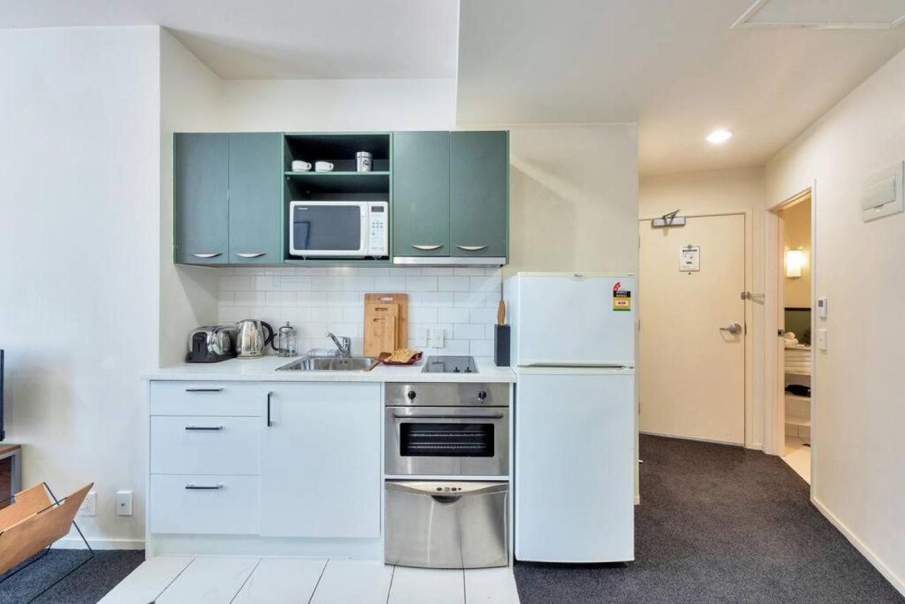 Urban Deco Apartment On Queen Street Auckland Zewnętrze zdjęcie
