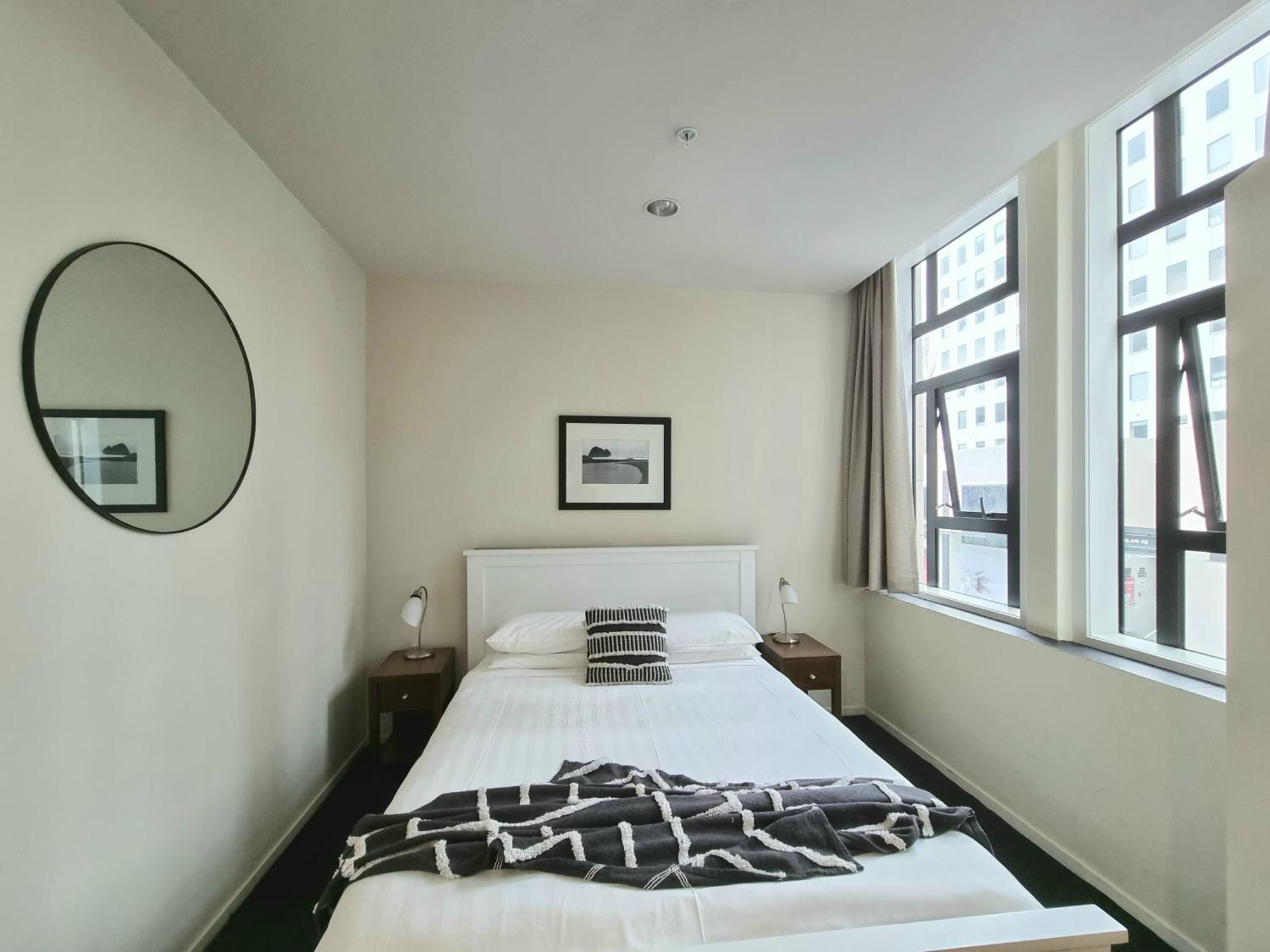 Urban Deco Apartment On Queen Street Auckland Pokój zdjęcie