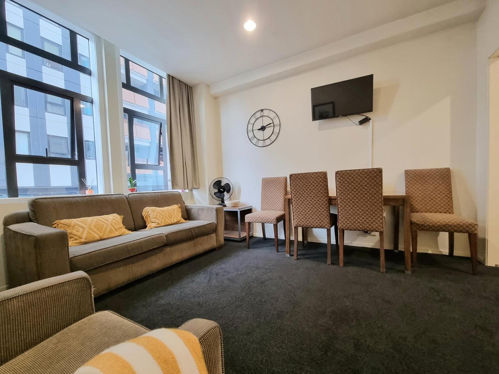Urban Deco Apartment On Queen Street Auckland Pokój zdjęcie